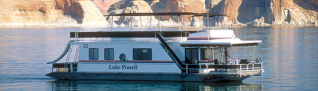 Powell_Houseboat